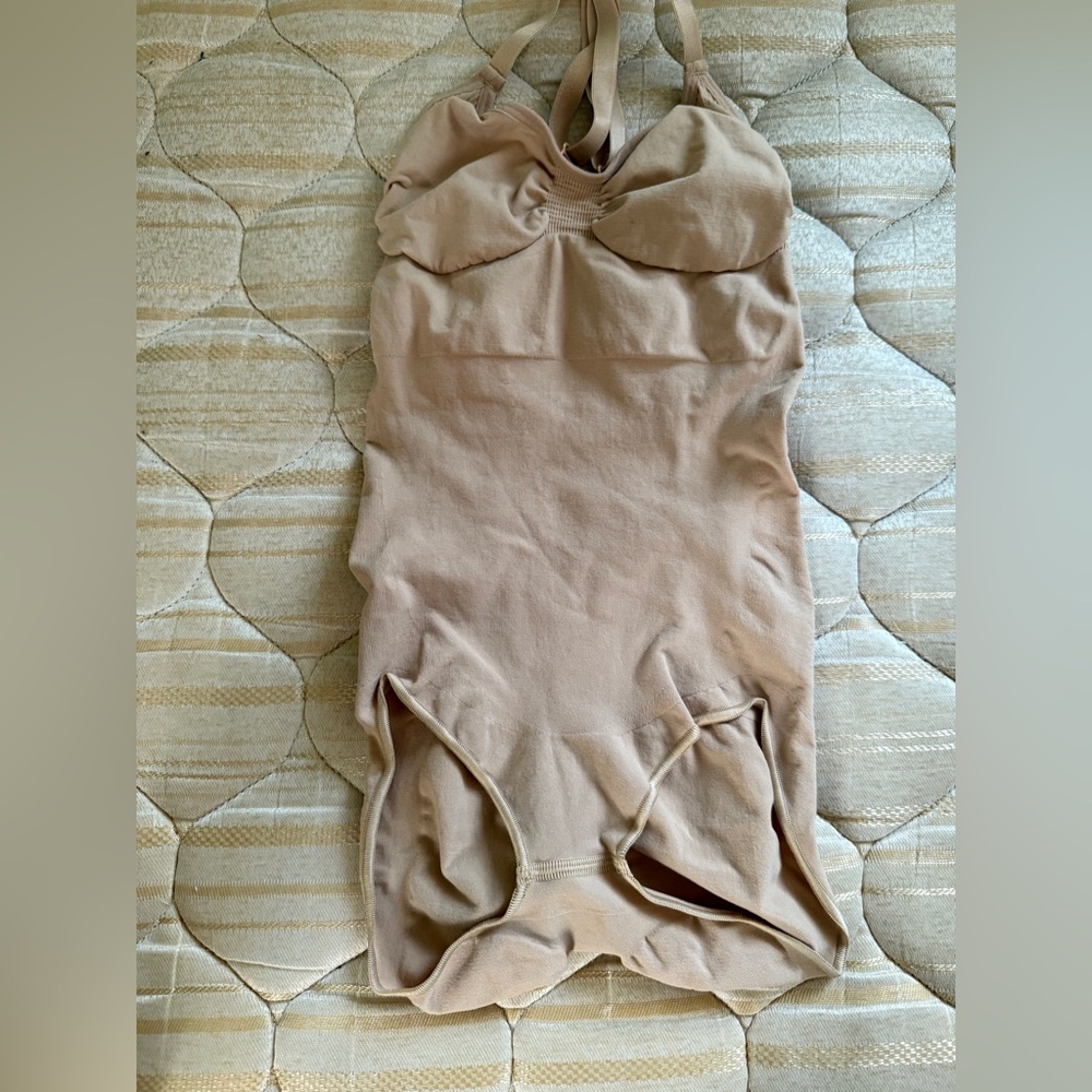 Skims Sculpting Bodysuit